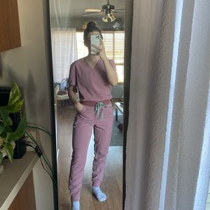 Mineral Mauve // FIGs scrubs set